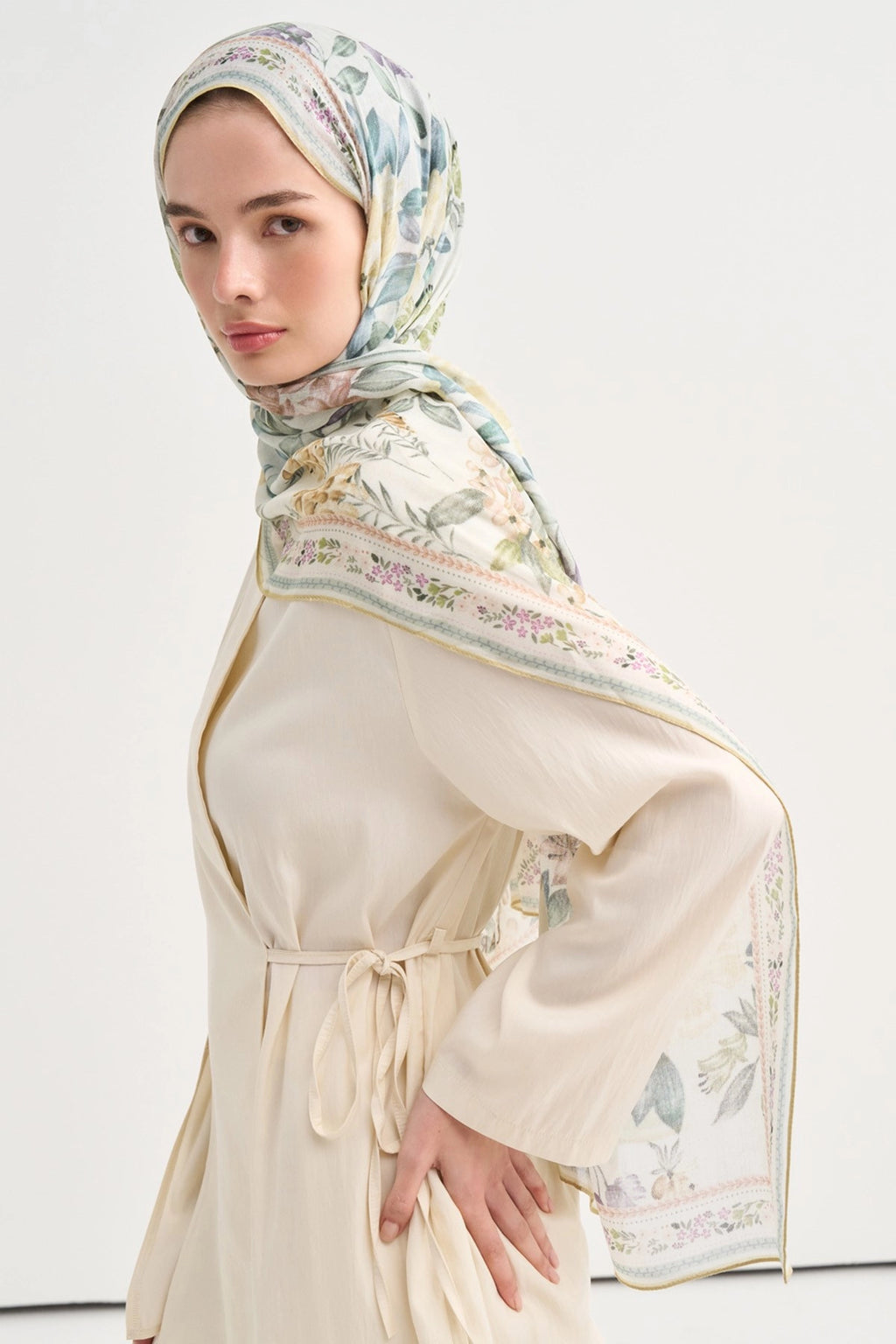 Solene Aria Viscose Scarf – Soft Green