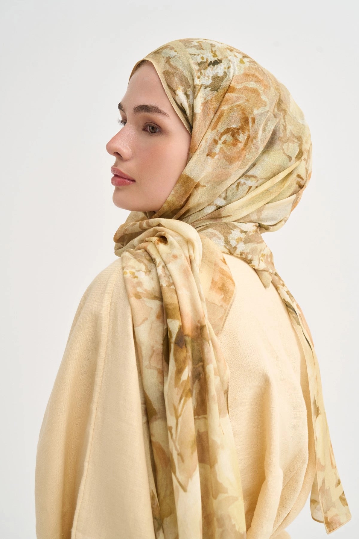 Elara Aria Viscose Scarf – Yellow