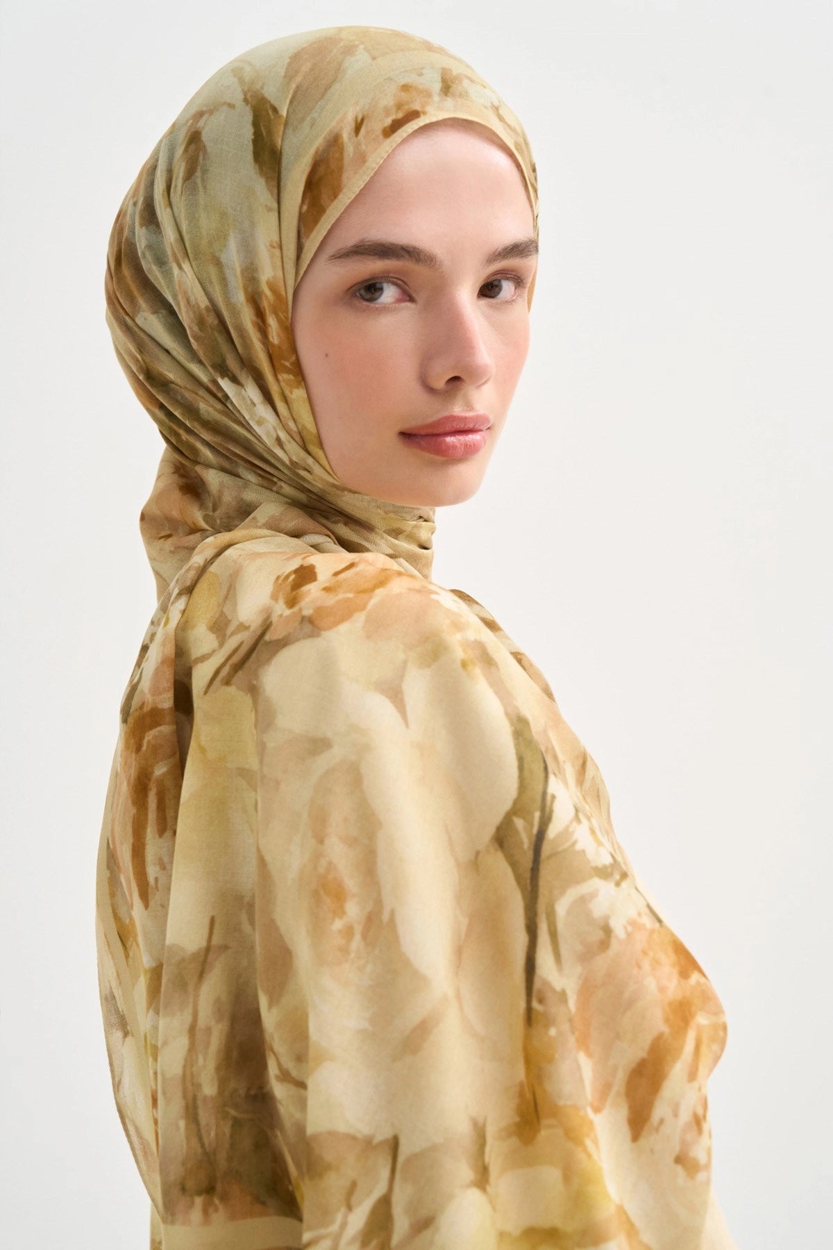 Elara Aria Viscose Scarf – Yellow