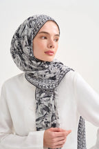 Lavena Aria Viscose Scarf – Black