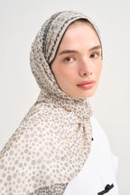 Lunara Aria Viscose Scarf – Cream