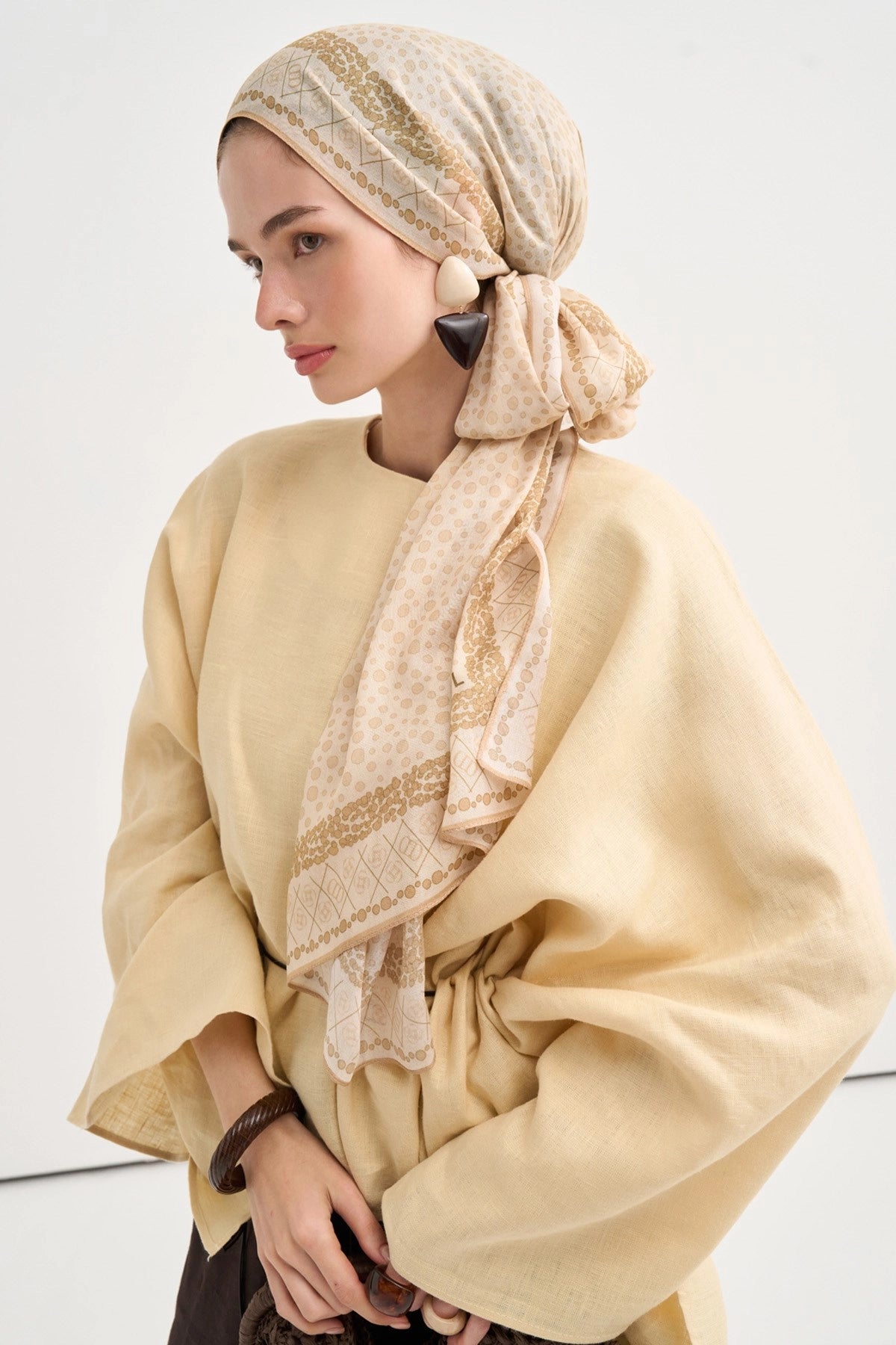 Lunara Aria Viscose Scarf – Yellow