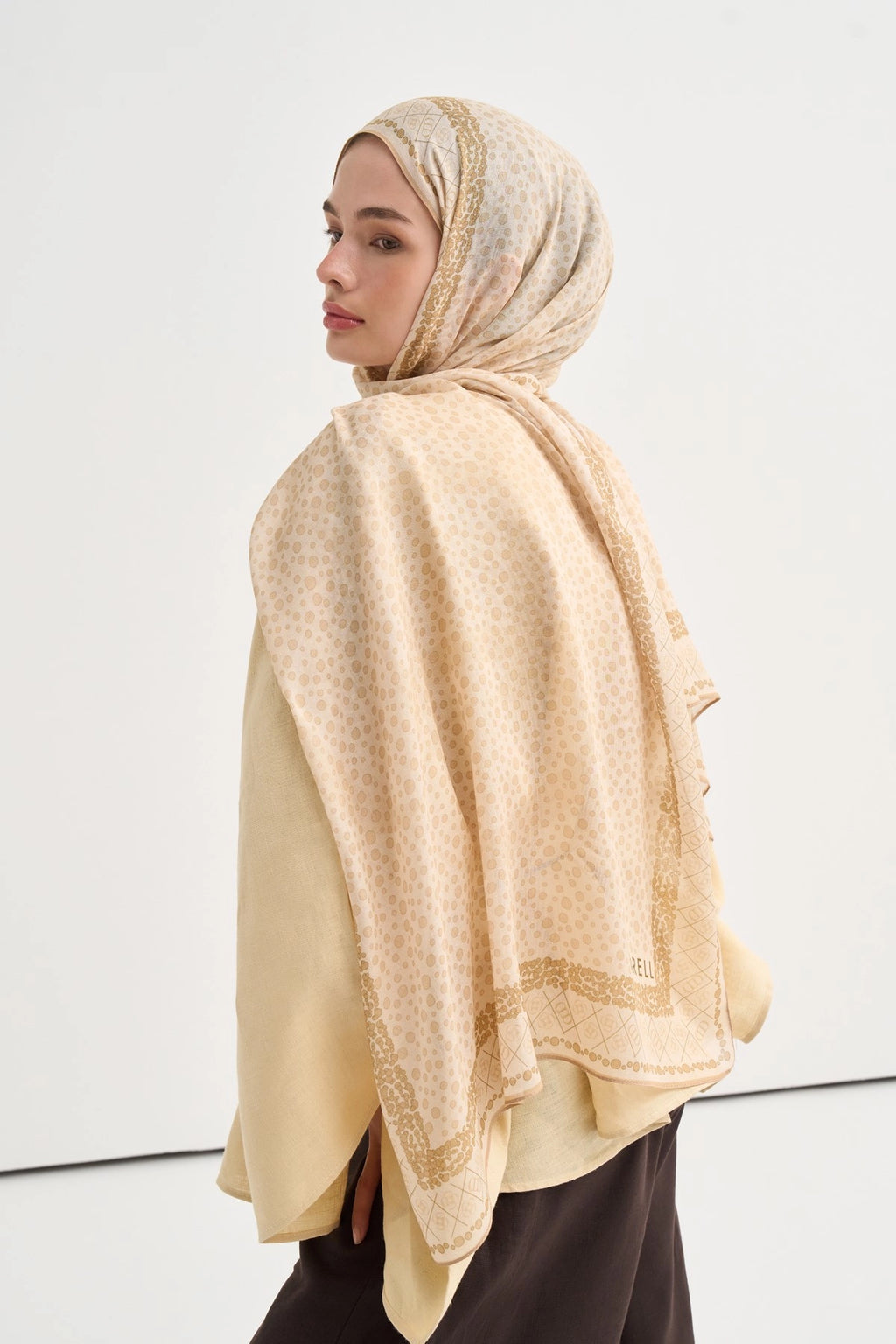 Lunara Aria Viscose Scarf – Yellow