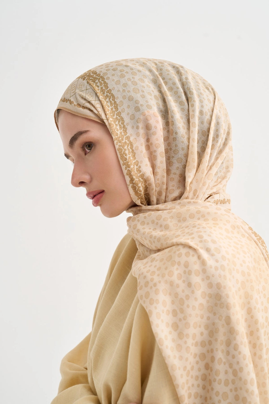 Lunara Aria Viscose Scarf – Yellow