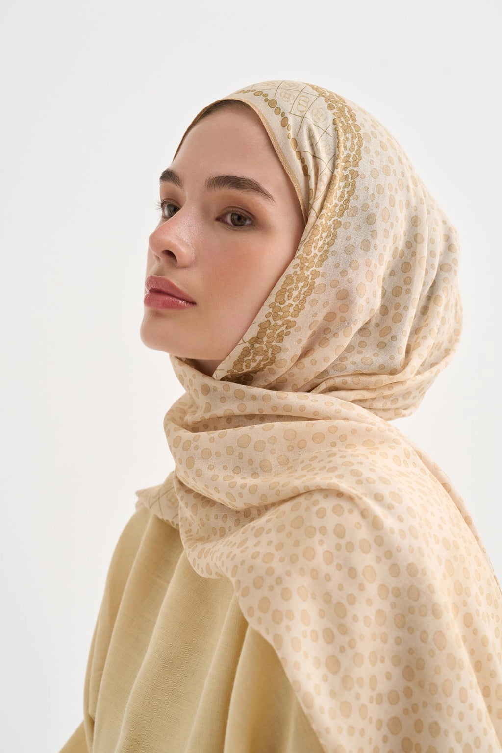 Lunara Aria Viscose Scarf – Yellow
